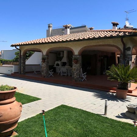 Casa Mari Bed and Breakfast Principina Terra Eksteriør billede